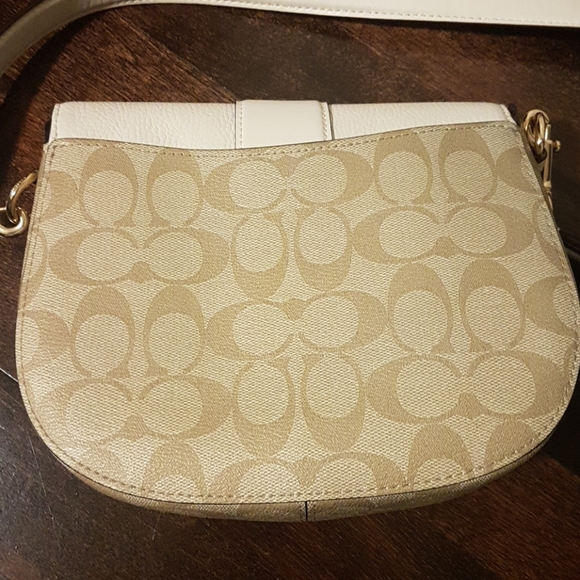 C2806 - Coach Georgie Saddle Bag - Picture 16 of 16